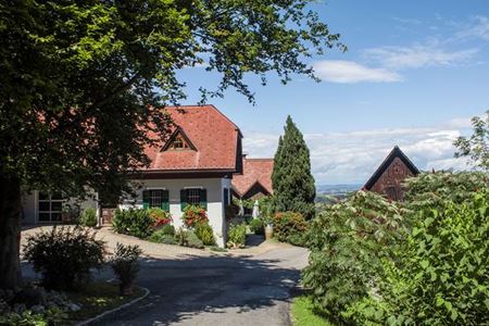 Buschenschank Firmenich-Steinberghof